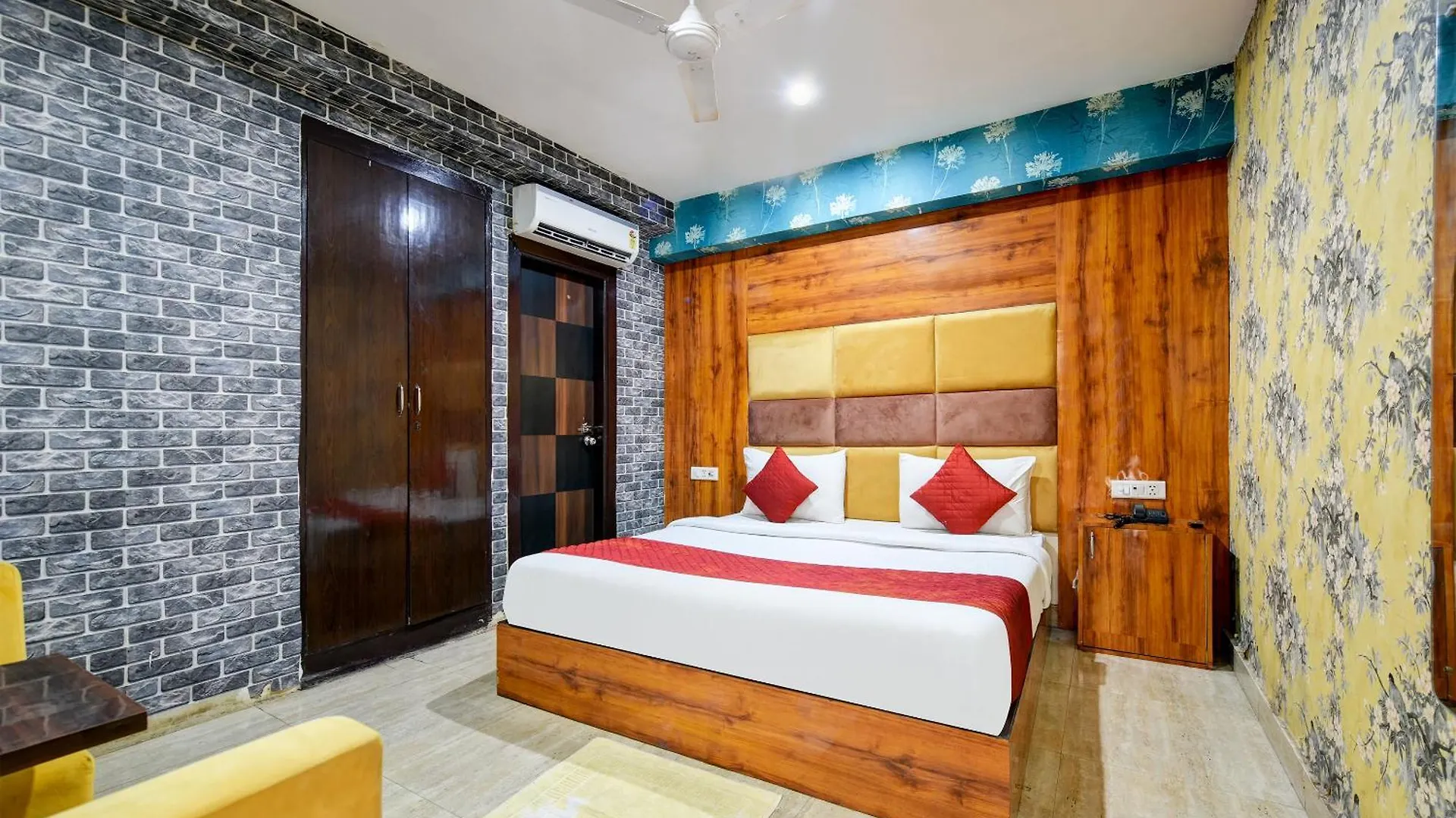 Hotel Palm Emerald A Family Hotel Near Delhi Airport T3 New Delhi