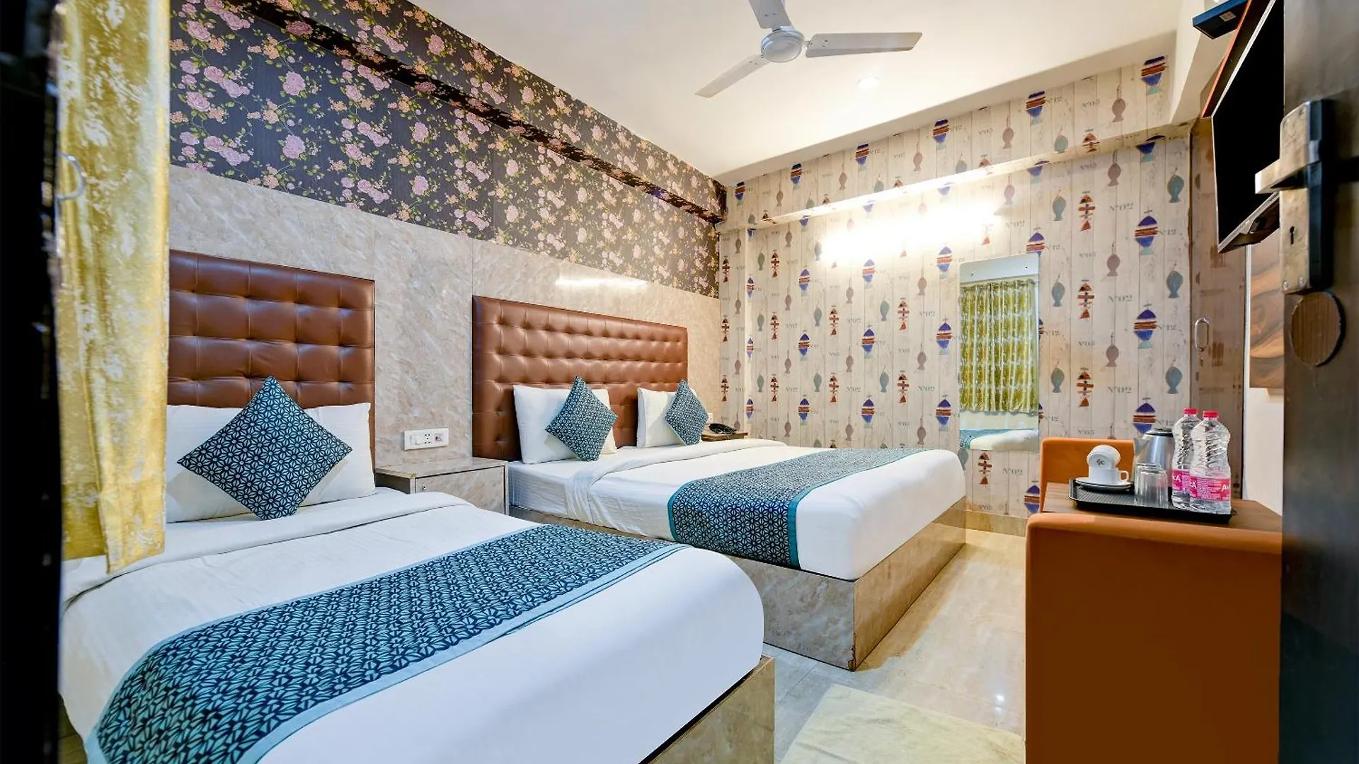 Hotel Palm Emerald A Family Hotel Near Delhi Airport T3 New Delhi 0*,