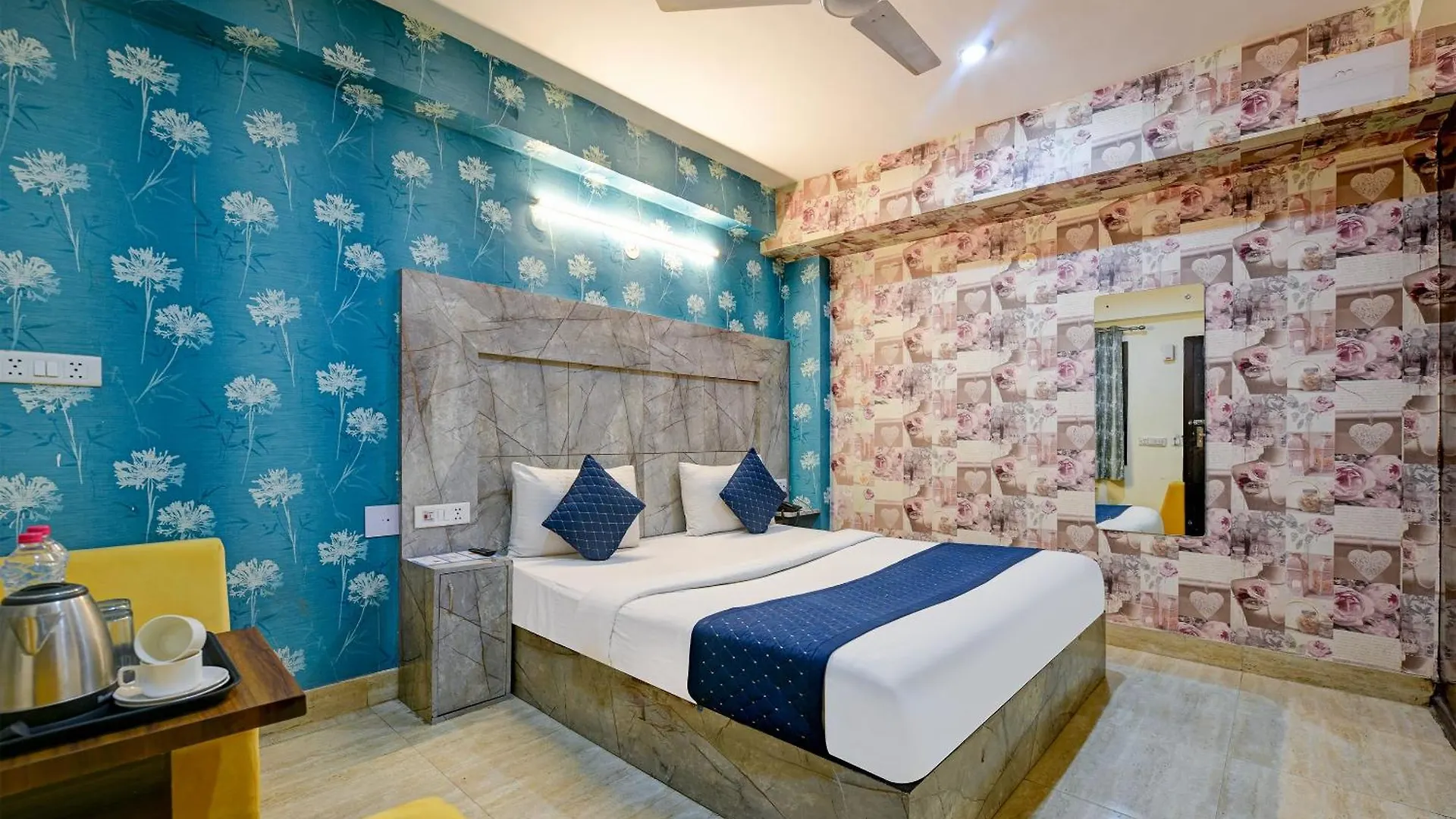 Hotel Palm Emerald A Family Hotel Near Delhi Airport T3 New Delhi 0*,
