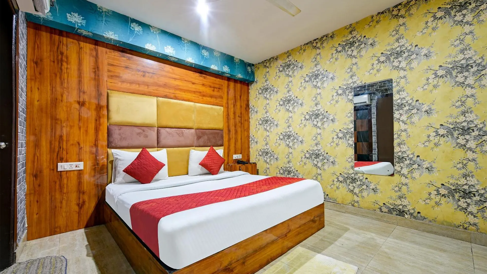 Hotel Palm Emerald A Family Hotel Near Delhi Airport T3 New Delhi